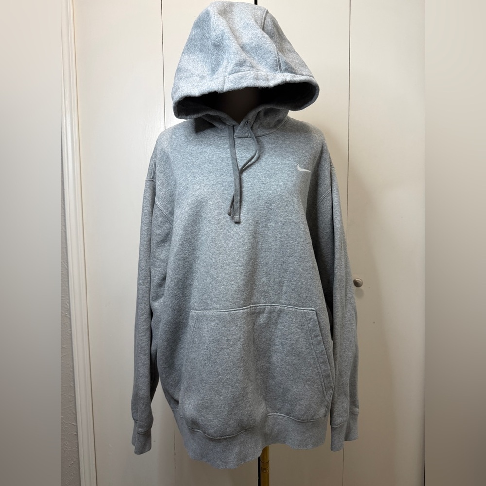 Nike Men's Classic Gray Hoodie